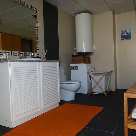 Loft In Heart Of דירה *