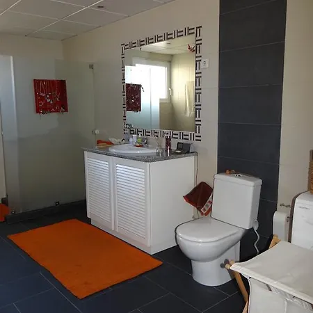 דירה Loft In Heart Of